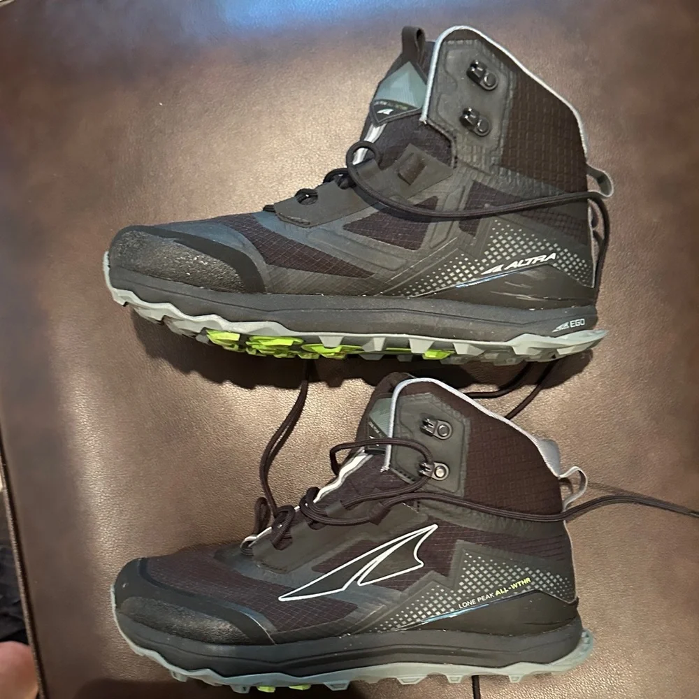 Altra Black and Gray Lace Up Boots - Picture 4 of 9